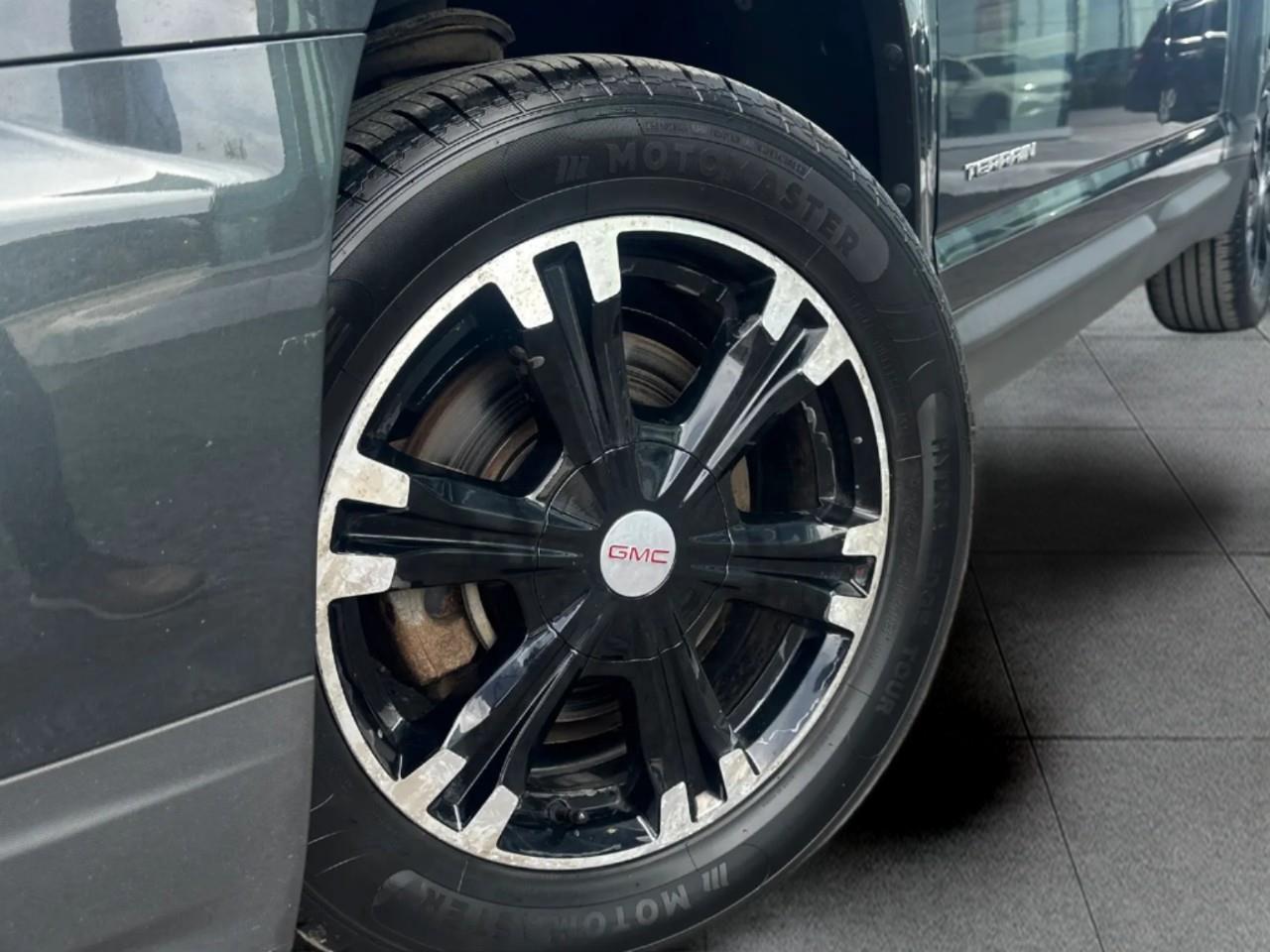 2017 GMC Terrain SLE-2 Front-Wheel Drive Photo