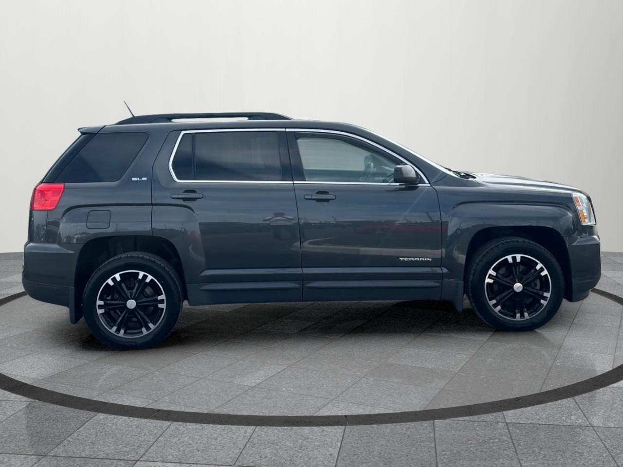 2017 GMC Terrain SLE-2 Front-Wheel Drive Photo