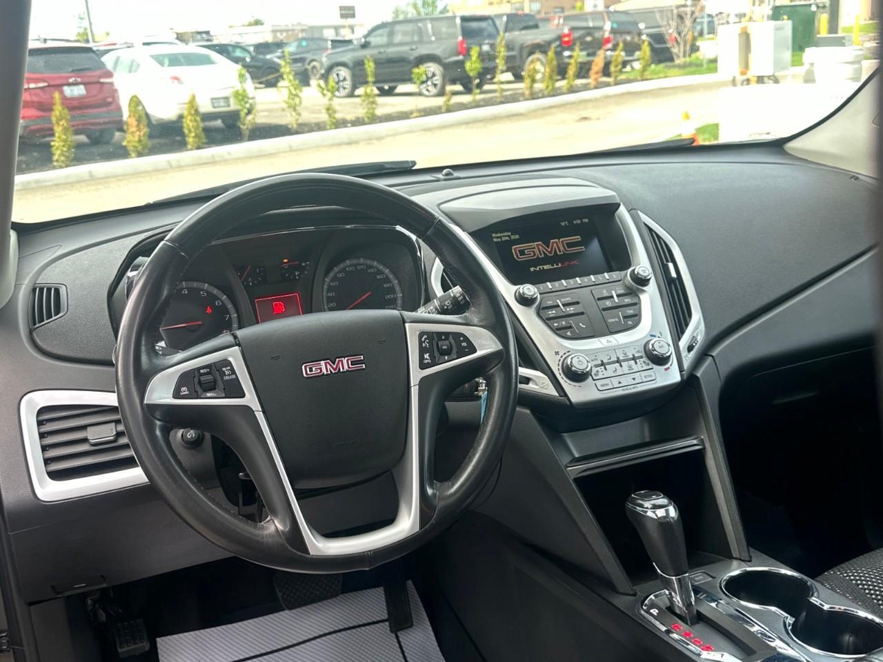 2017 GMC Terrain SLE-2 Front-Wheel Drive Photo