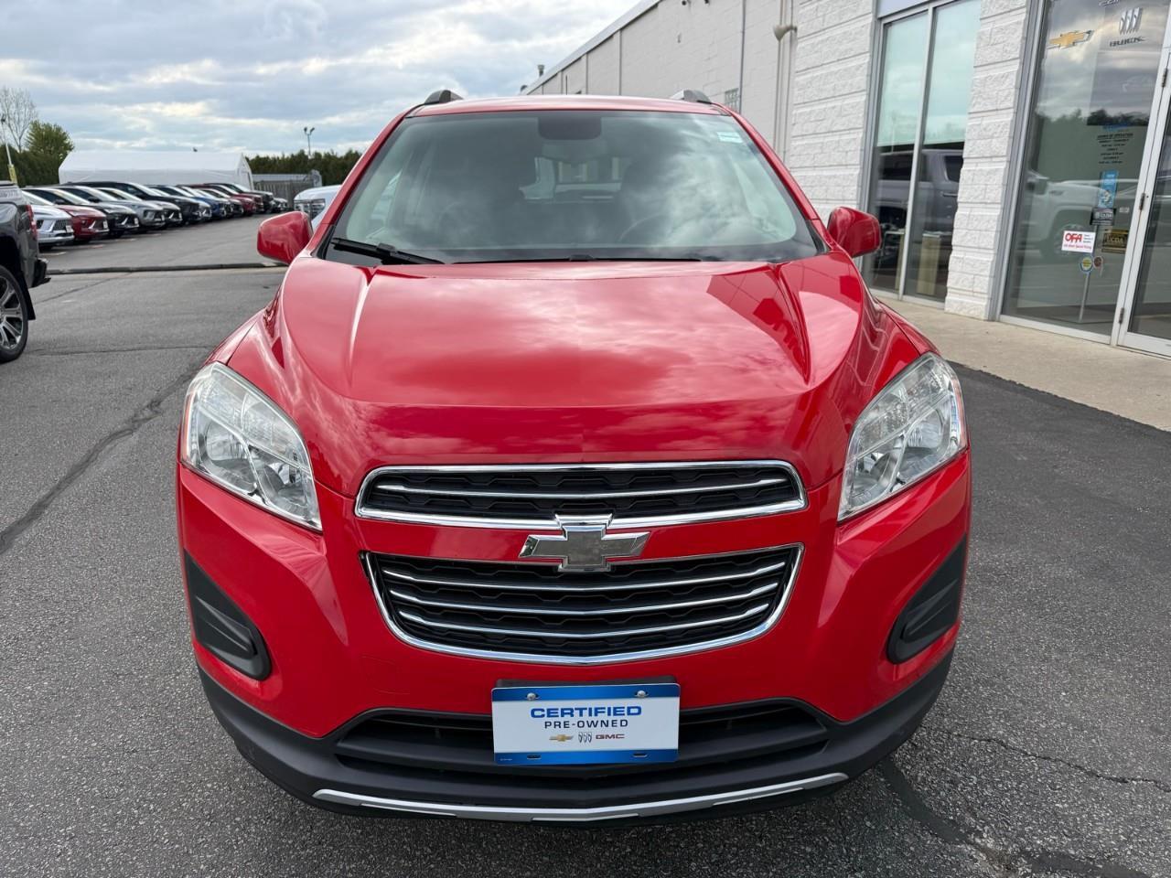 2016 Chevrolet Trax LT Front-Wheel Drive Photo3