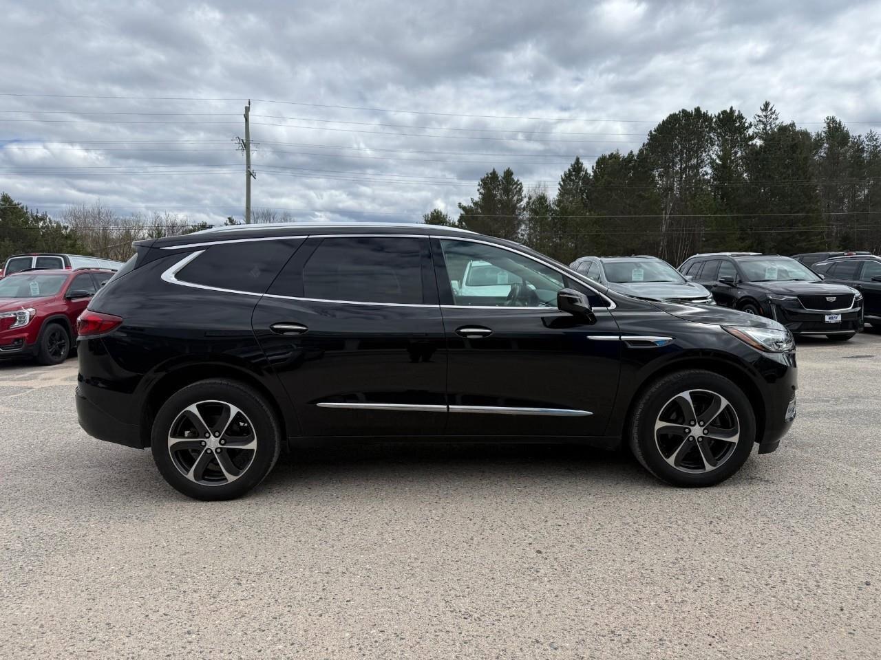 2021 Buick Enclave Essence ALL WEATHER MATS. 7 PASSENGER SEATING. TRA Photo