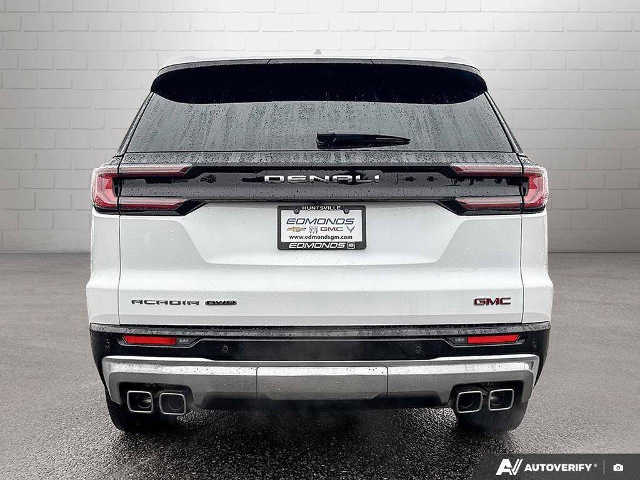 2024 GMC Acadia DenaliOne Owner   Remote Start   Heated Seats Photo3