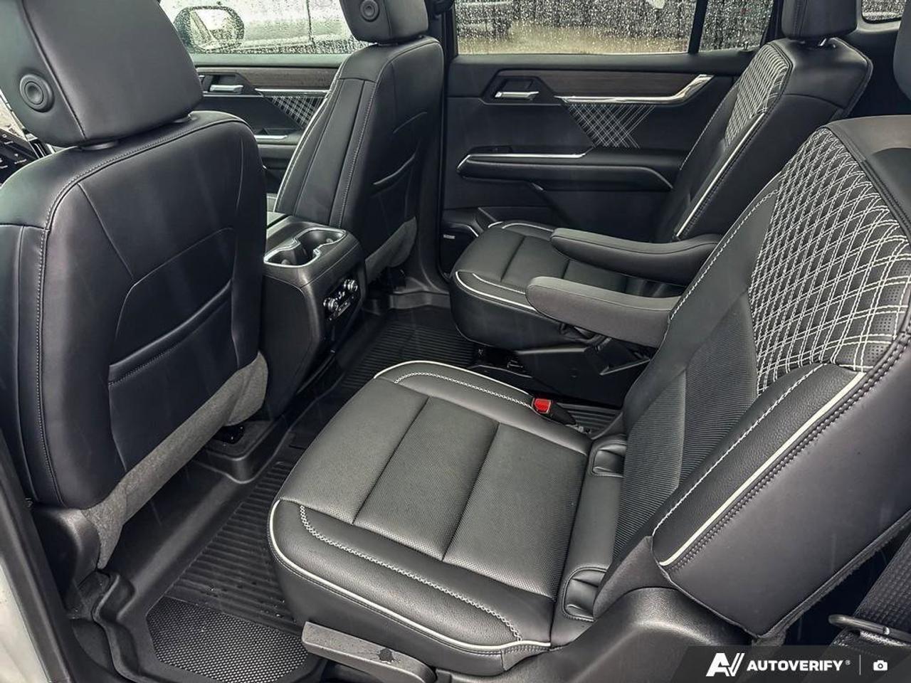 2024 GMC Acadia DenaliOne Owner   Remote Start   Heated Seats Photo