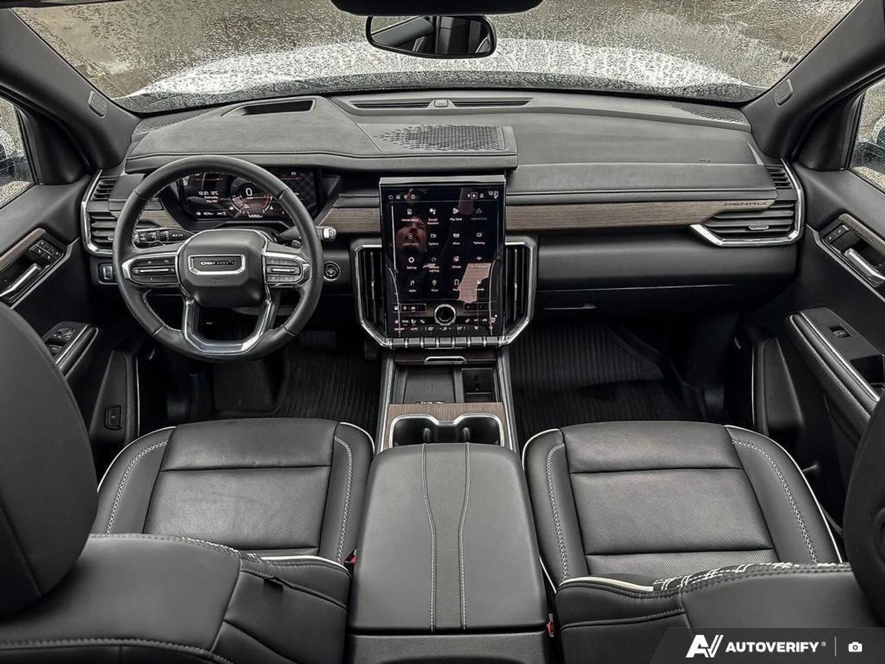2024 GMC Acadia DenaliOne Owner   Remote Start   Heated Seats Photo