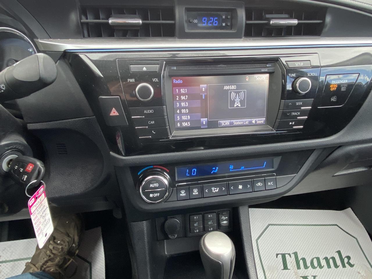 2014 Toyota Corolla 4dr Sdn CVT LE Photo