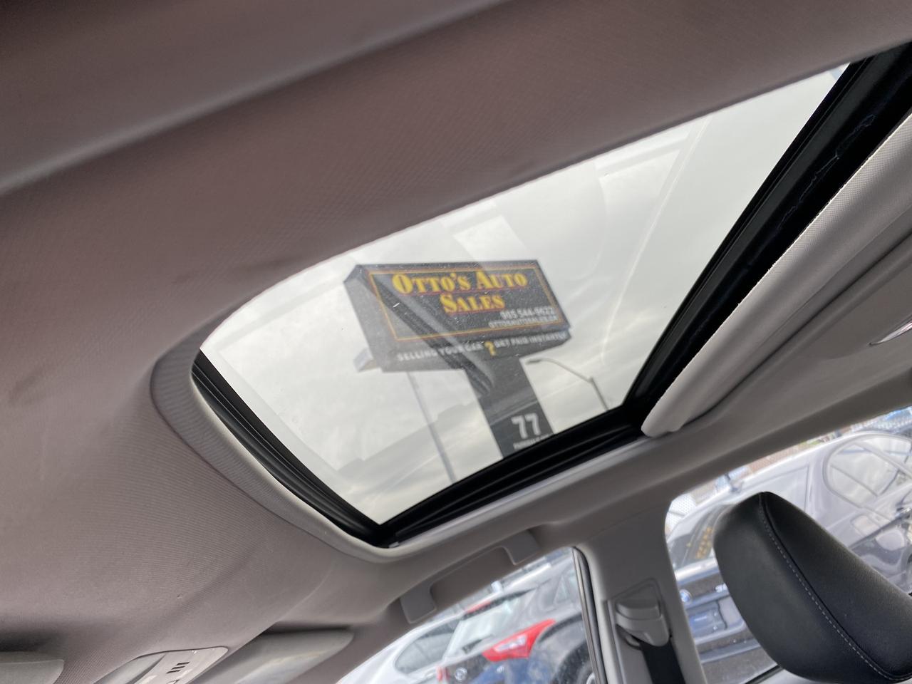 2014 Toyota Corolla 4dr Sdn CVT LE Photo
