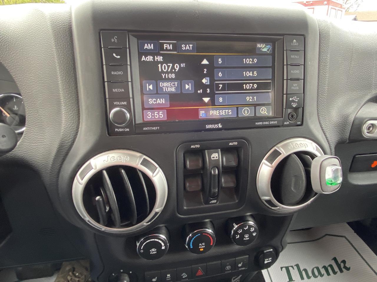 2017 Jeep WRANGLER UNLIMITED 4WD 4dr Sahara Photo