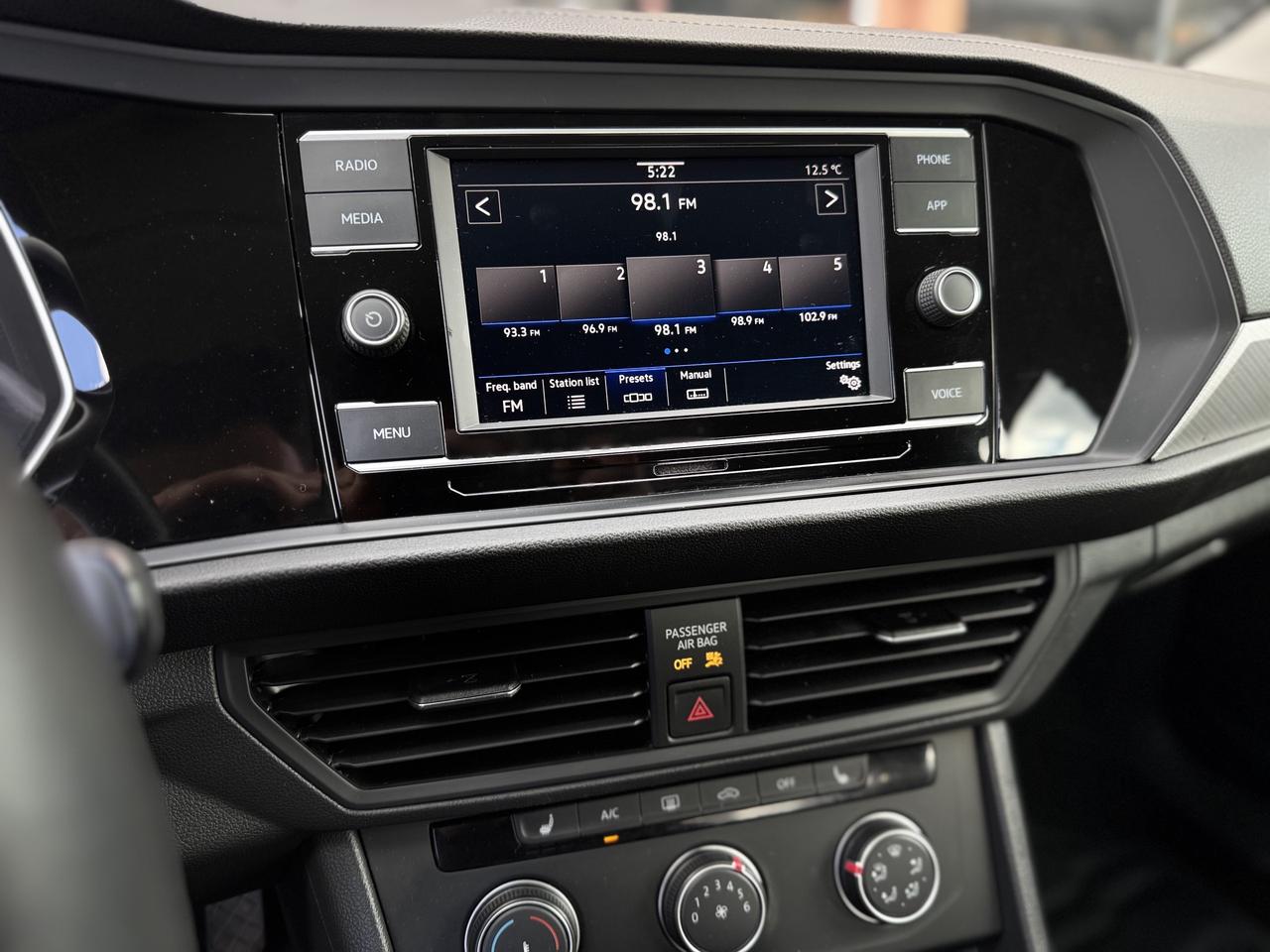 2021 Volkswagen Jetta Comfortline Manual Photo