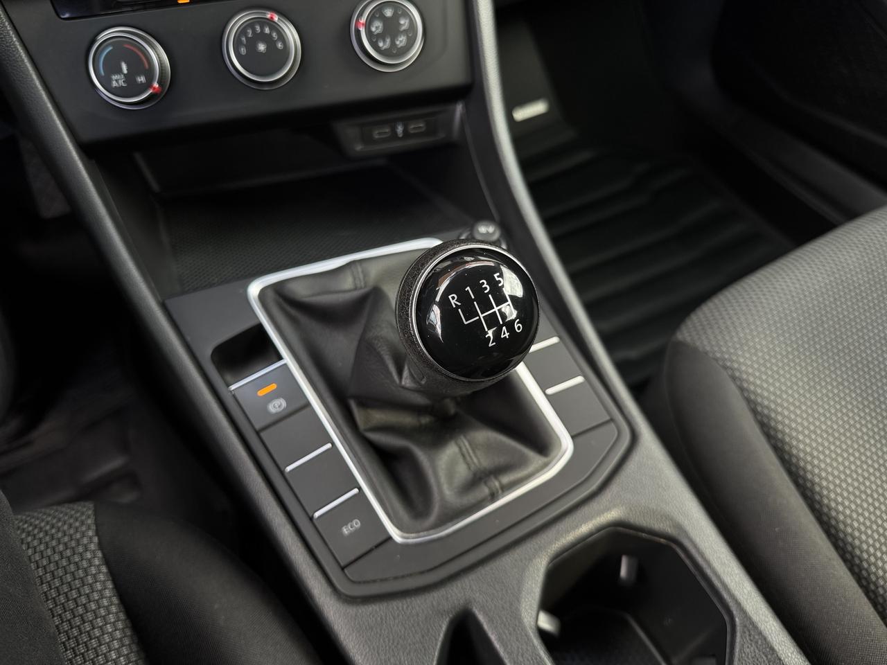 2021 Volkswagen Jetta Comfortline Manual Photo