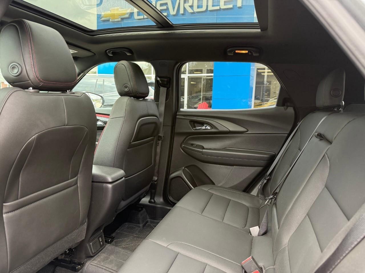 2025 Chevrolet TrailBlazer RS ALL WEATHER MATS. PANORAMIC SUNROOF. HANDS FREE Photo