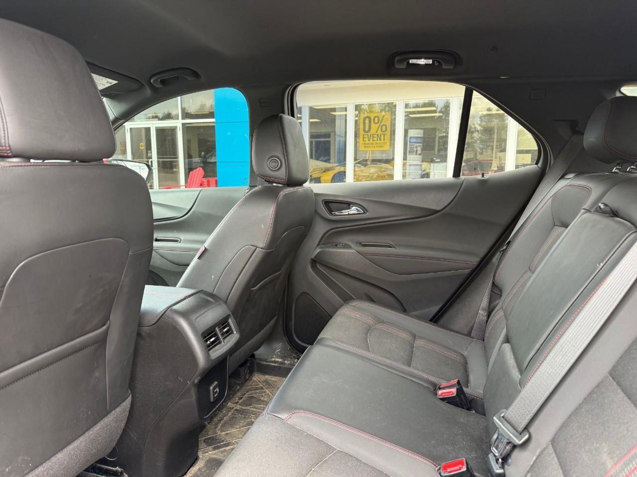 2022 Chevrolet Equinox RS ALL WEATHER MATS. POWER LIFTGATE. LUGGAGE RACK Photo