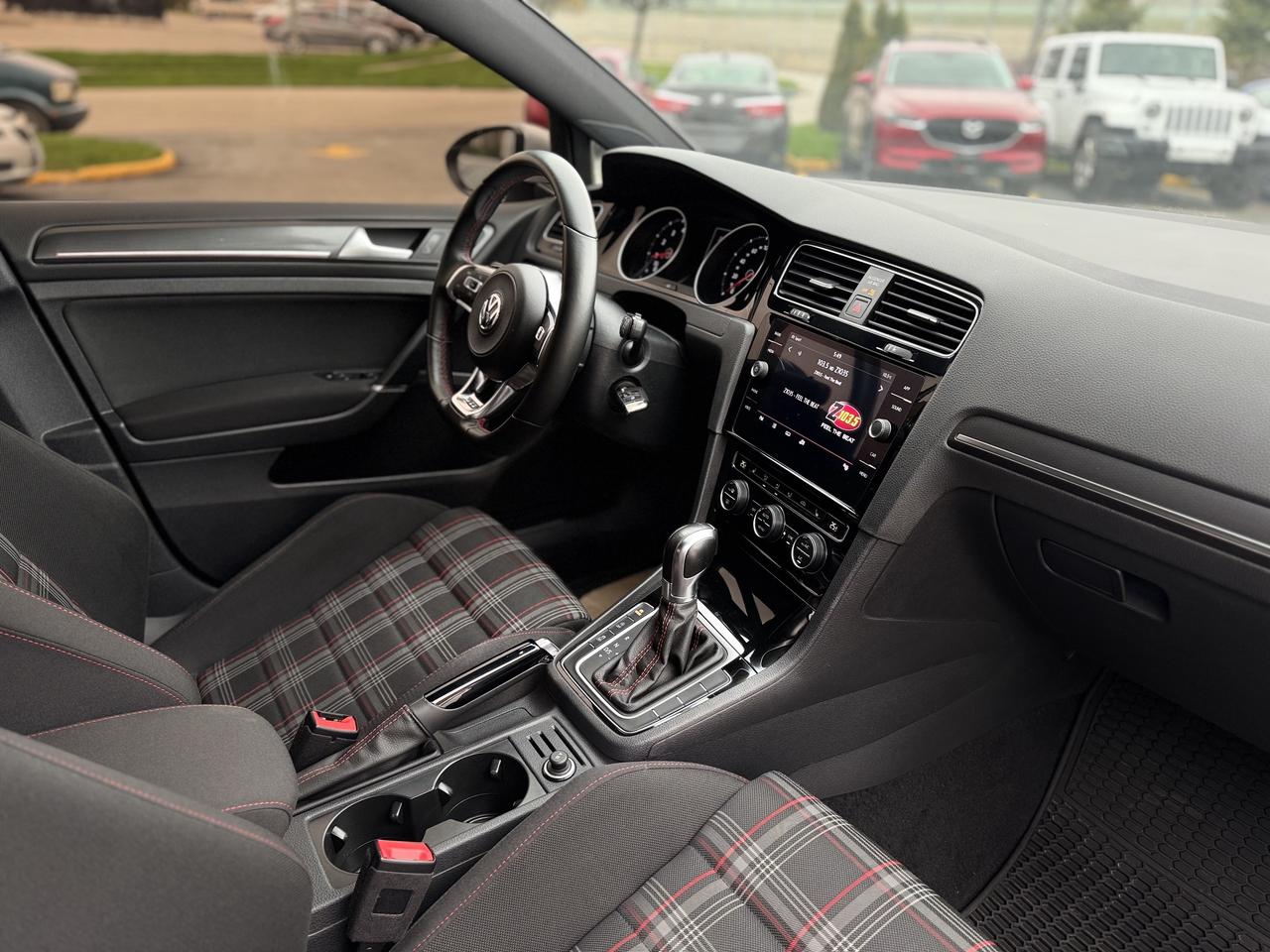 2019 Volkswagen Golf GTI Autobahn   0 Accidents ! Photo