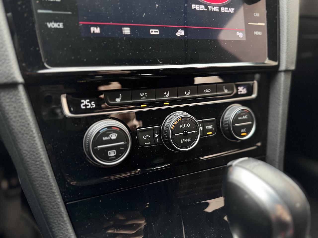 2019 Volkswagen Golf GTI Autobahn   0 Accidents ! Photo