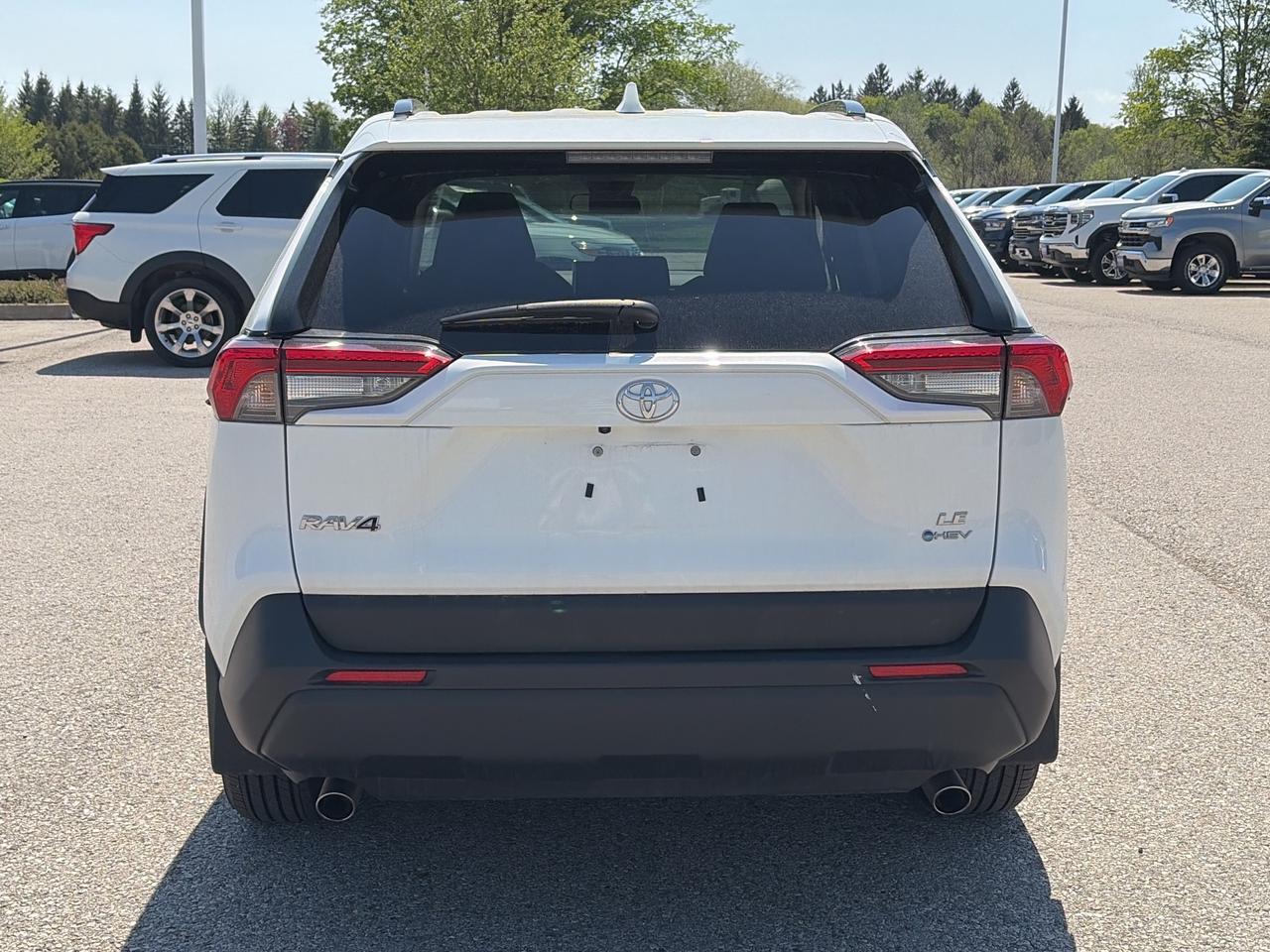 2025 Toyota RAV4 Hybrid LE AWD   Heated Seats   Blindspot  Adaptive Cruise Photo