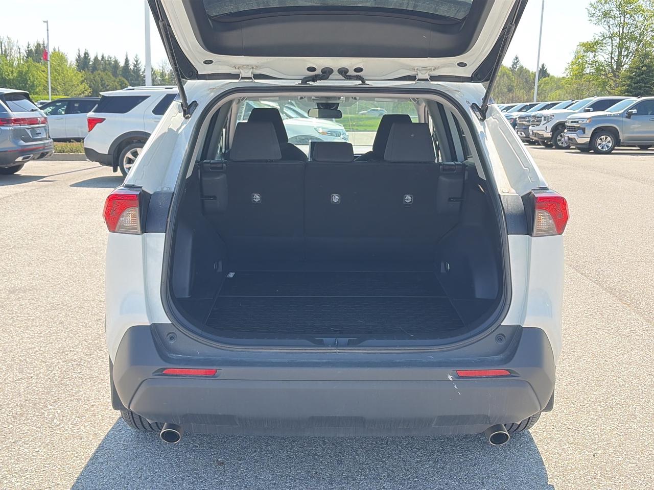 2025 Toyota RAV4 Hybrid LE AWD   Heated Seats   Blindspot  Adaptive Cruise Photo