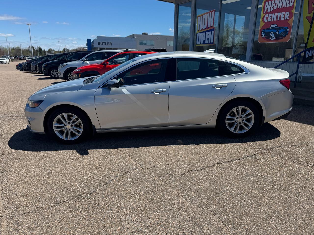 2017 Chevrolet Malibu LT w/1LT 4dr Sedan Photo