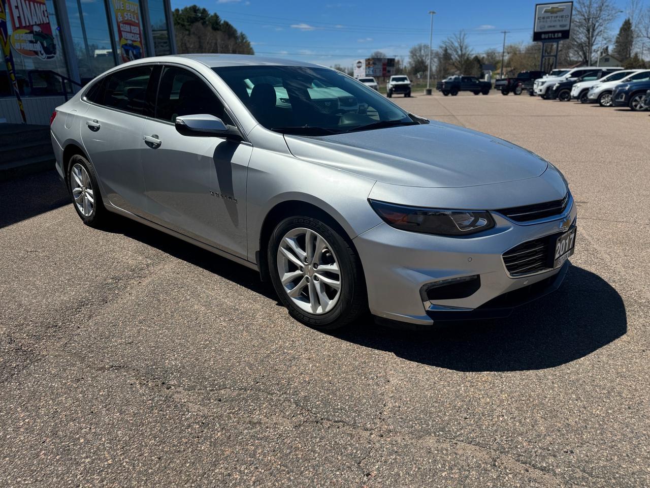 2017 Chevrolet Malibu LT w/1LT 4dr Sedan Photo