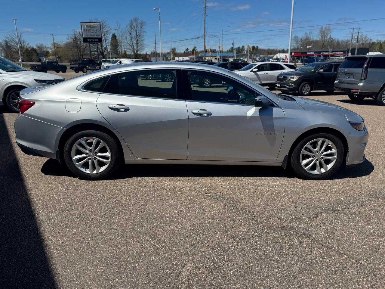 2017 Chevrolet Malibu LT w/1LT 4dr Sedan Photo
