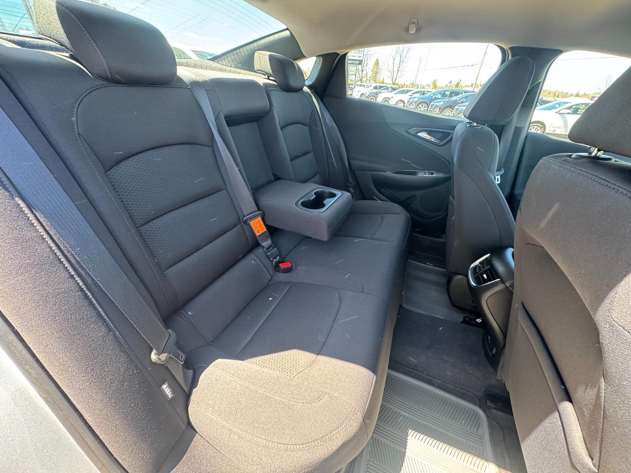 2017 Chevrolet Malibu LT w/1LT 4dr Sedan Photo