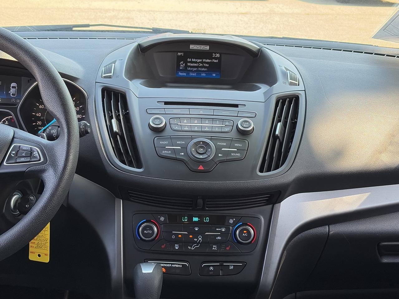 2017 Ford Escape SE FWD   Heated Seats   Backup Camera   Bluetooth Photo
