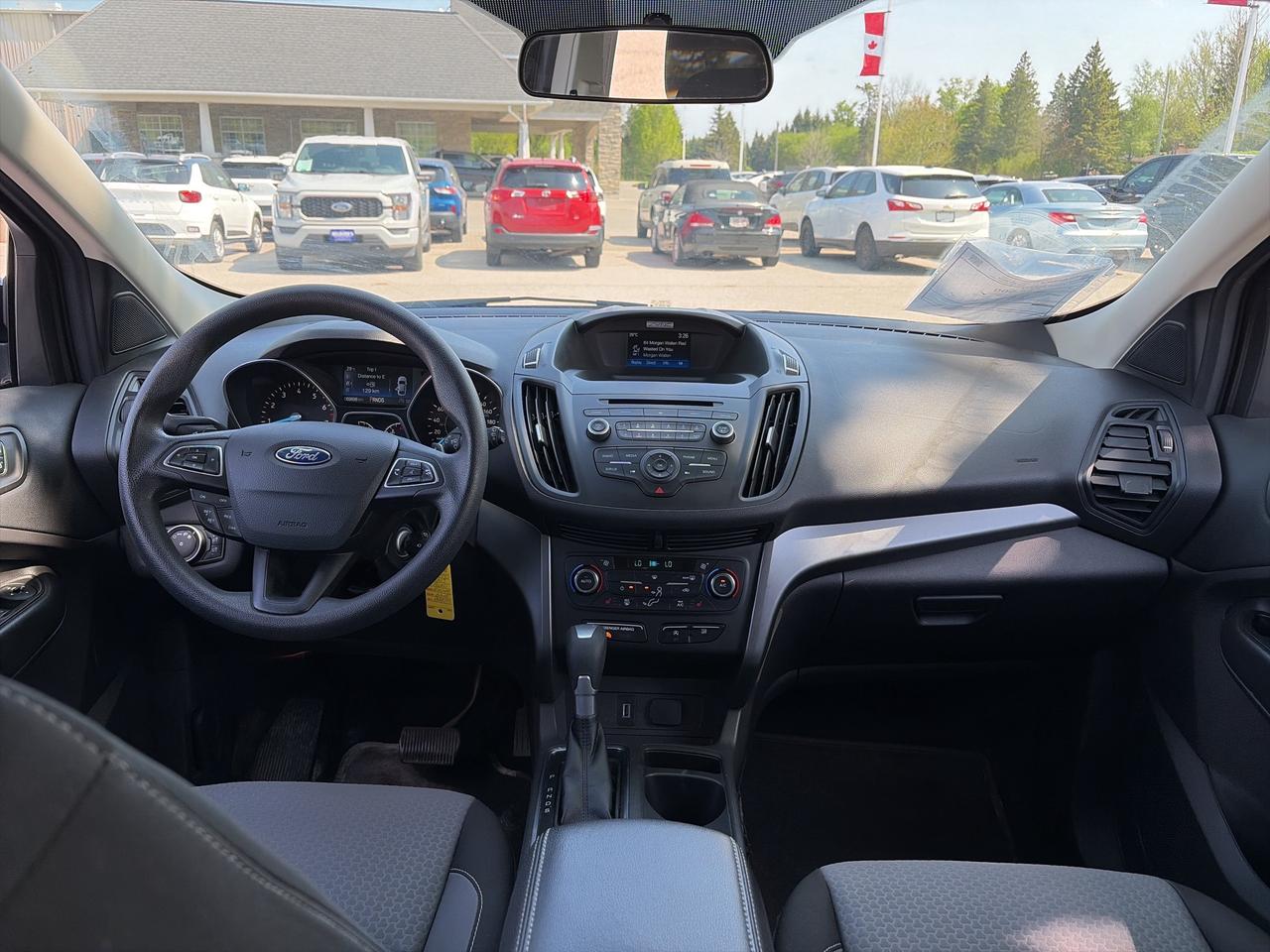 2017 Ford Escape SE FWD   Heated Seats   Backup Camera   Bluetooth Photo
