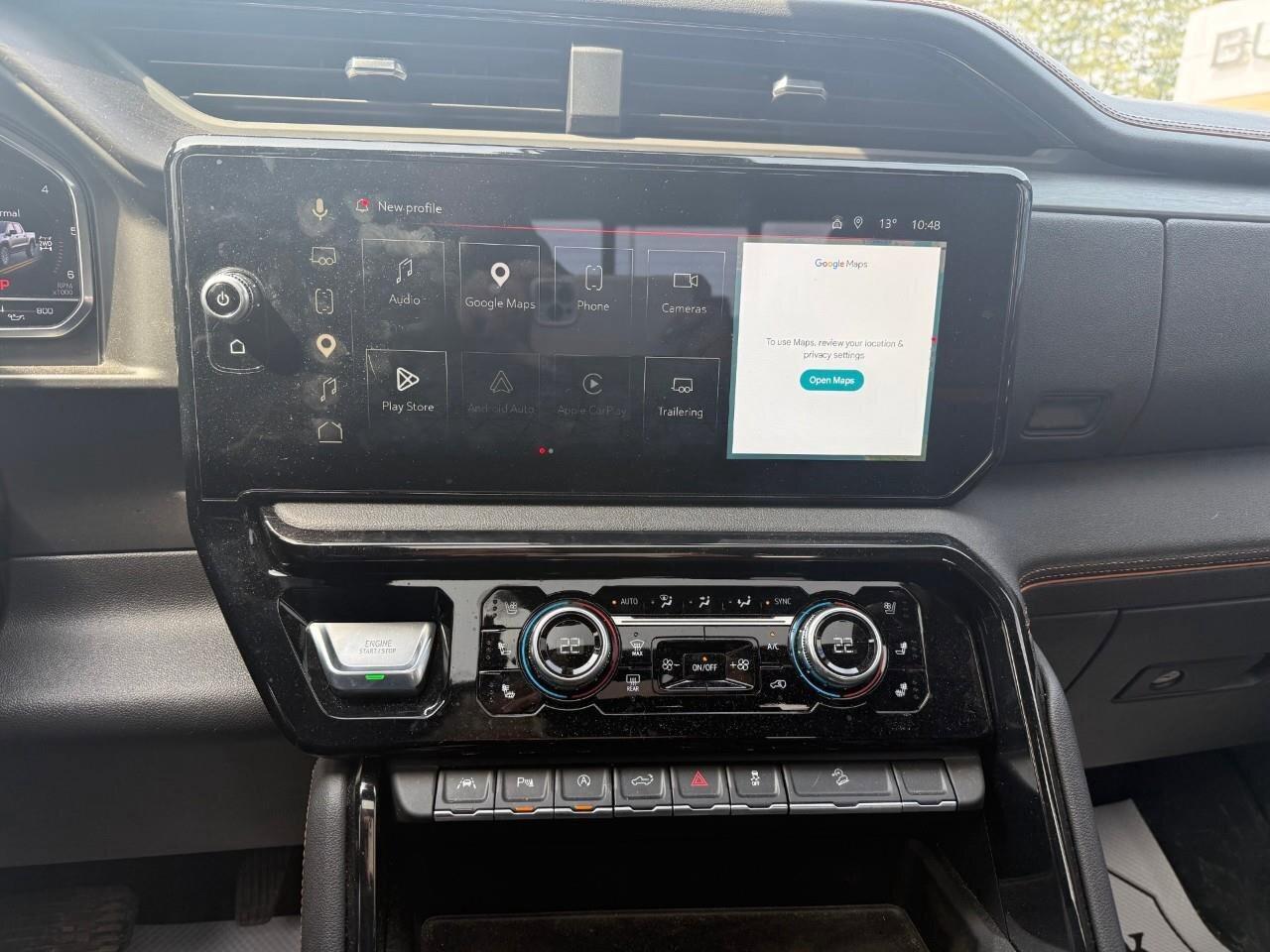 2025 GMC Sierra 1500 AT4 TONNEAU COVER. RUNNING BOARDS. SPRAY IN BEDLIN Photo