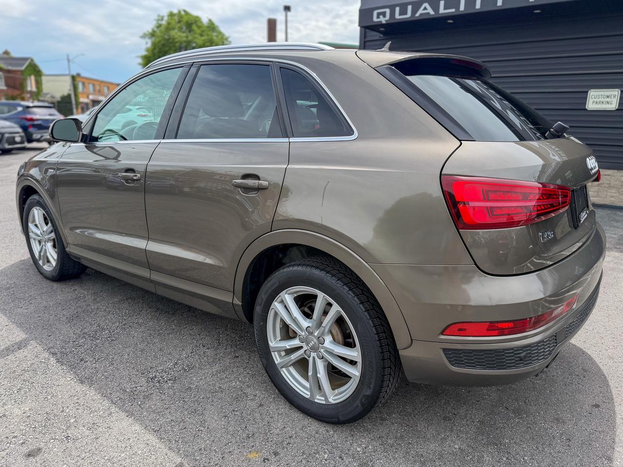 2016 Audi Q3 Technik/QUATTRO/BSM/NAVI/PANO/NO ACCIDENTS/CAMERA Photo