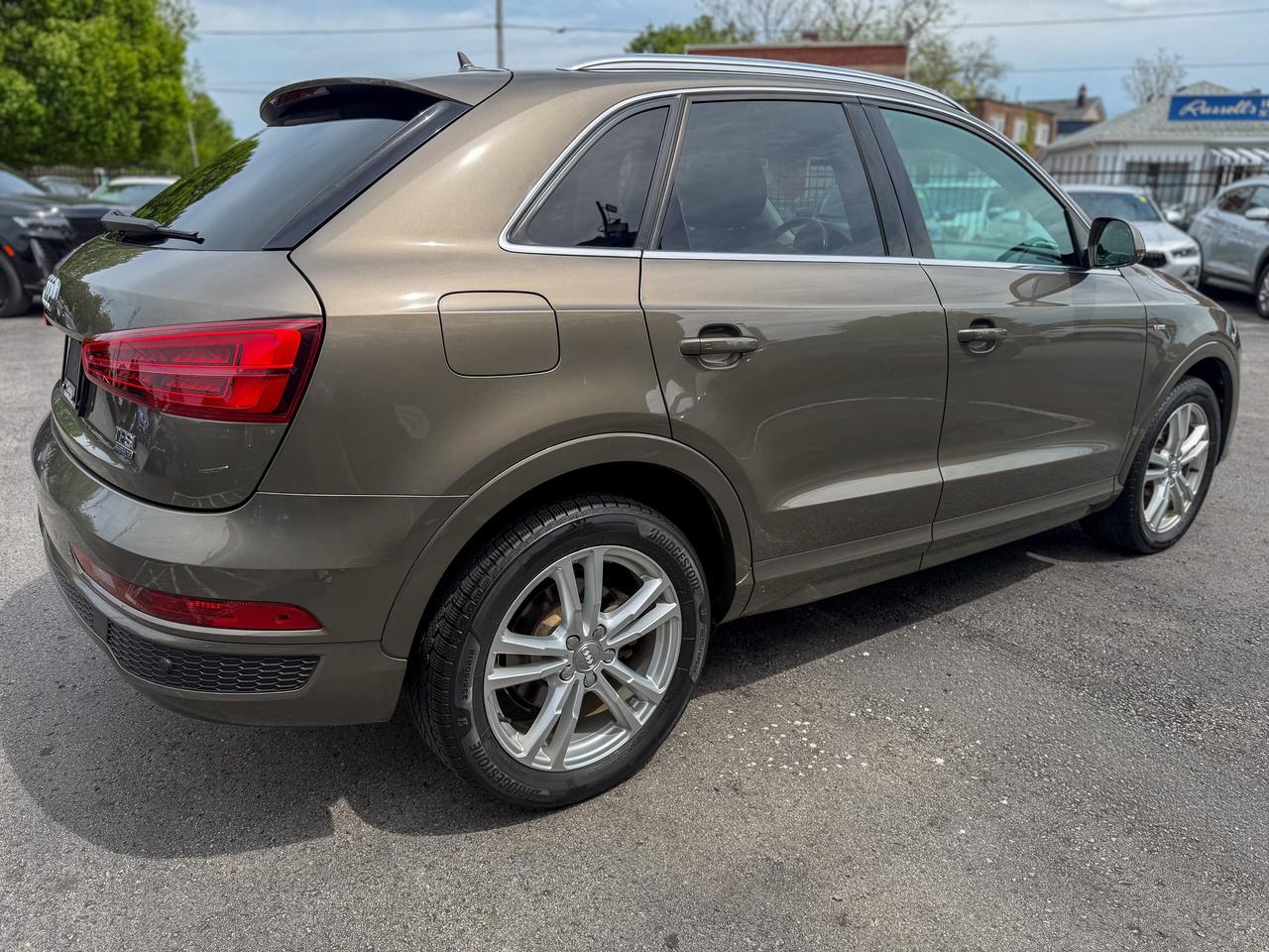 2016 Audi Q3 Technik/QUATTRO/BSM/NAVI/PANO/NO ACCIDENTS/CAMERA Photo
