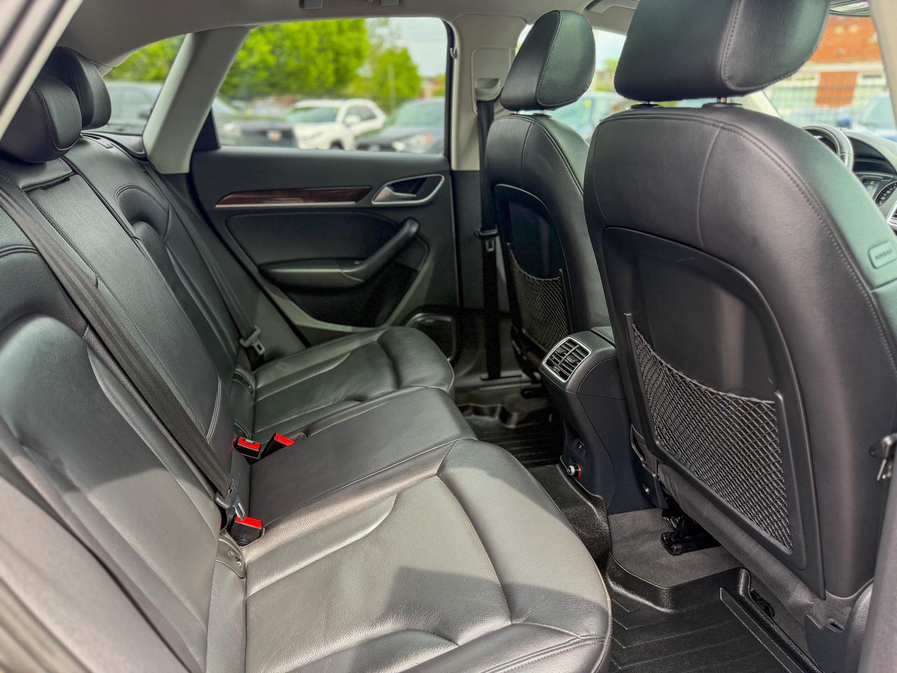 2016 Audi Q3 Technik/QUATTRO/BSM/NAVI/PANO/NO ACCIDENTS/CAMERA Photo