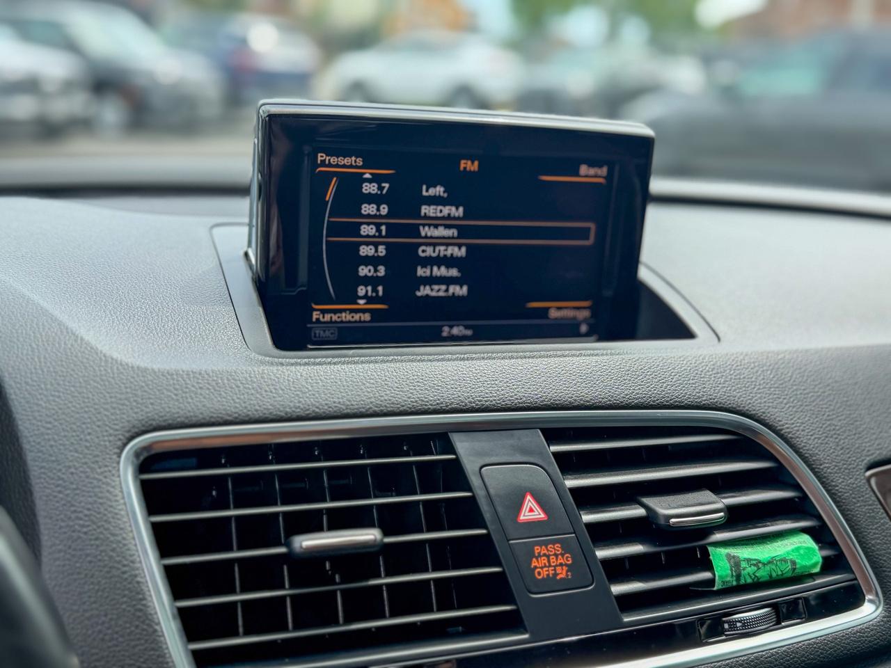 2016 Audi Q3 Technik/QUATTRO/BSM/NAVI/PANO/NO ACCIDENTS/CAMERA Photo