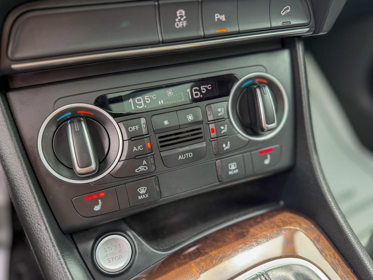 2016 Audi Q3 Technik/QUATTRO/BSM/NAVI/PANO/NO ACCIDENTS/CAMERA Photo