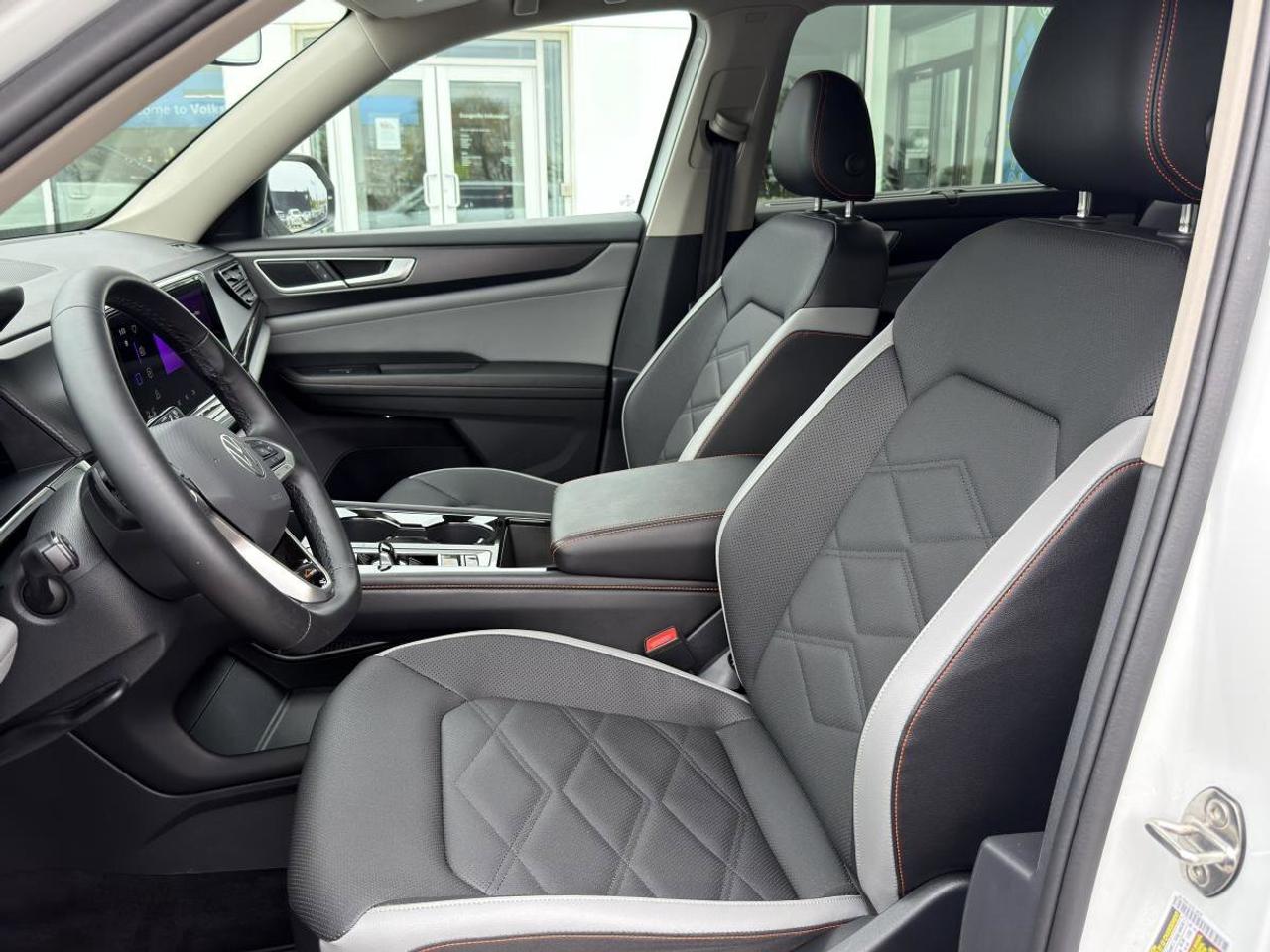 2025 Volkswagen Atlas  Photo