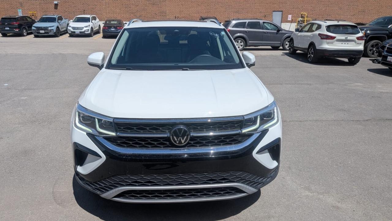 2023 Volkswagen Taos Highline 4MOTION   Pano Roof   BeatsAudio   Digita Photo