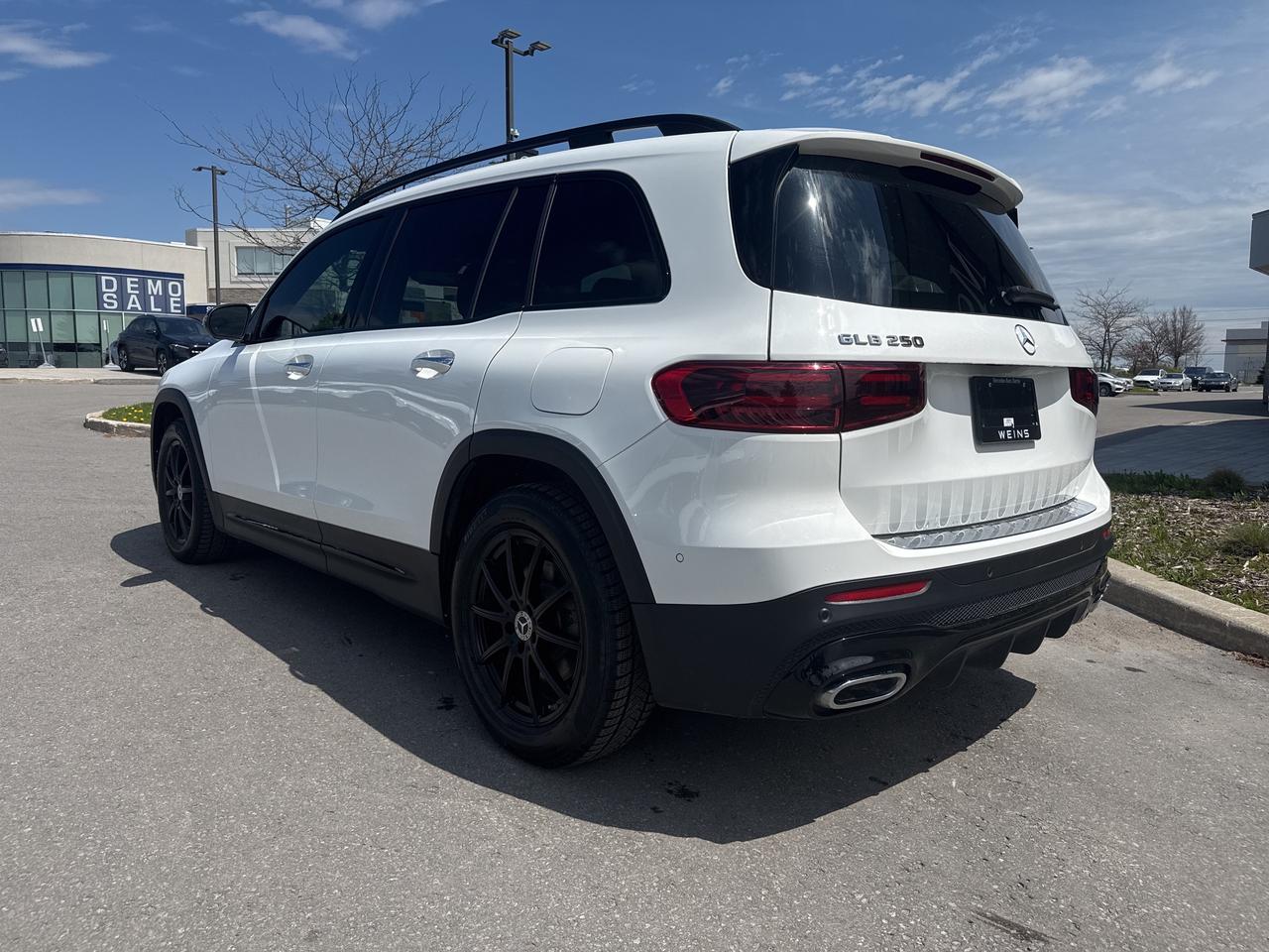 2025 Mercedes-Benz GLB 4MATIC® Photo