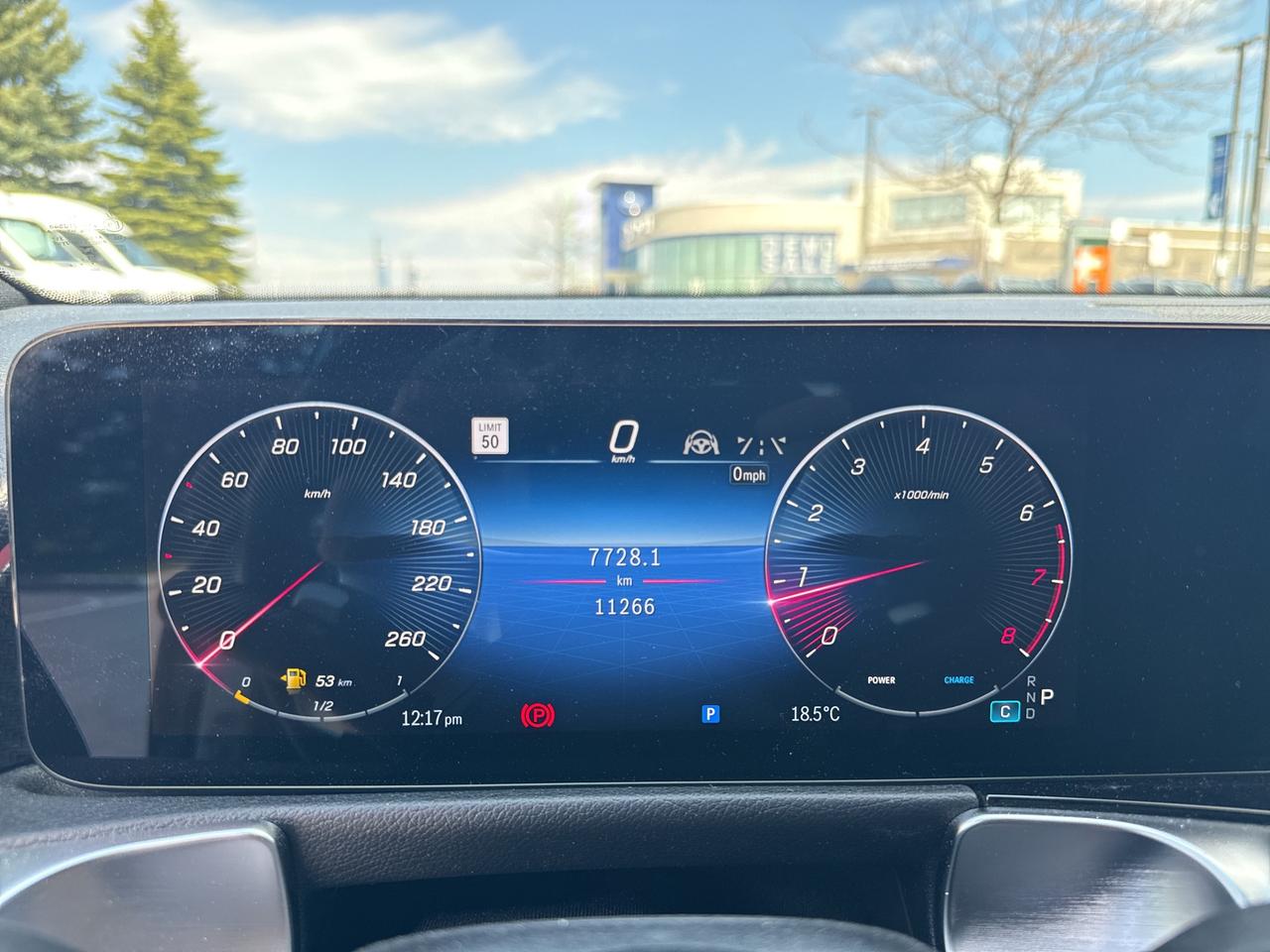 2025 Mercedes-Benz GLB 4MATIC® Photo
