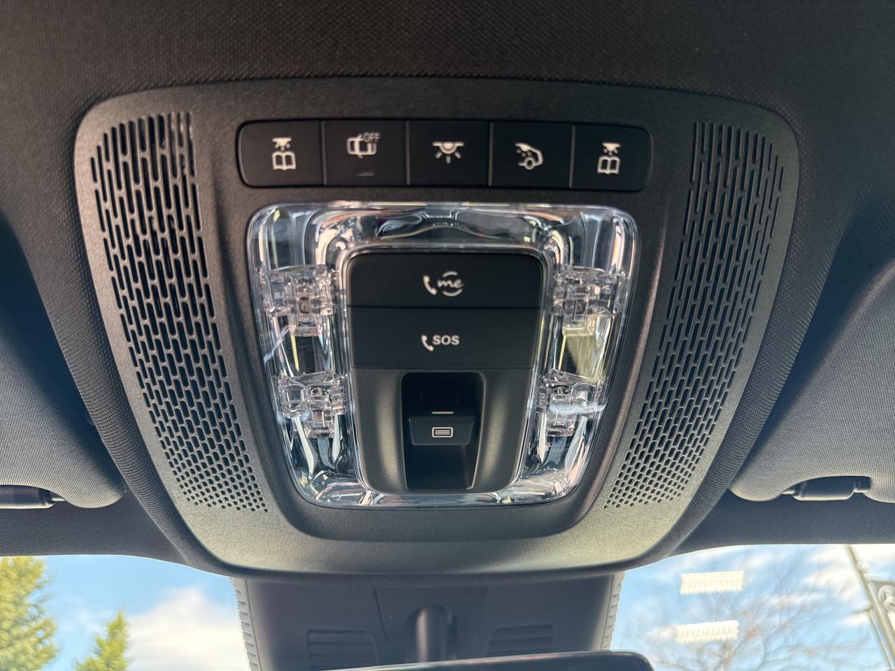 2025 Mercedes-Benz GLB 4MATIC® Photo