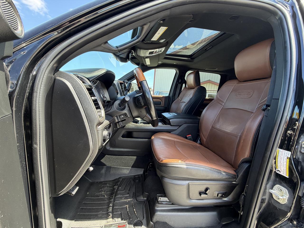 2020 RAM 2500 Laramie Longhorn 4x4 Crew Cab 6'4  Box Photo