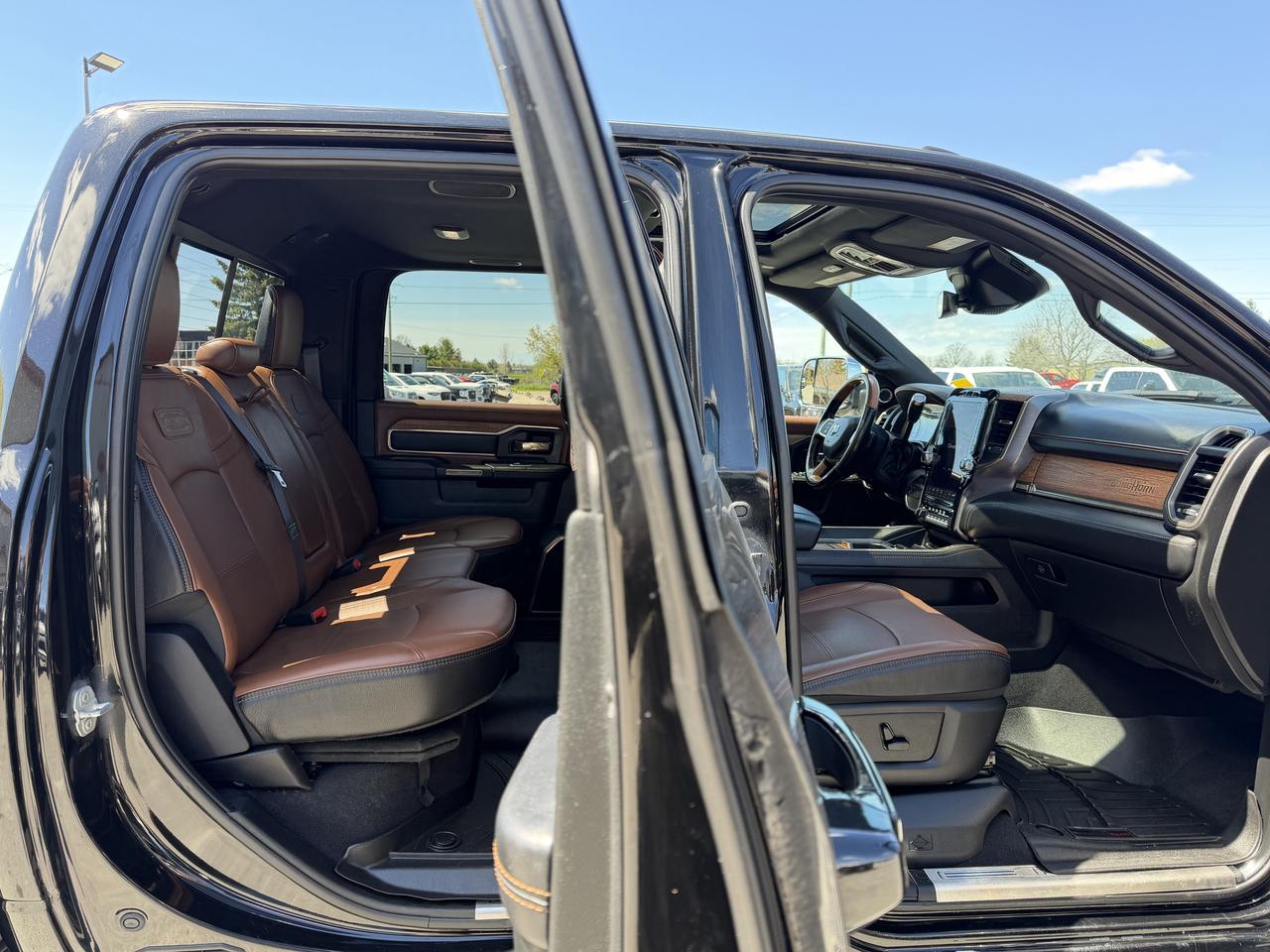 2020 RAM 2500 Laramie Longhorn 4x4 Crew Cab 6'4  Box Photo