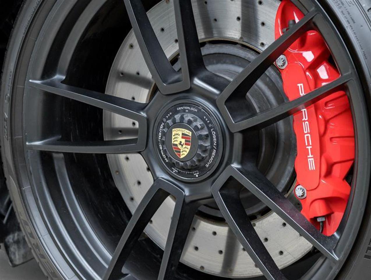 2024 Porsche 911  Photo