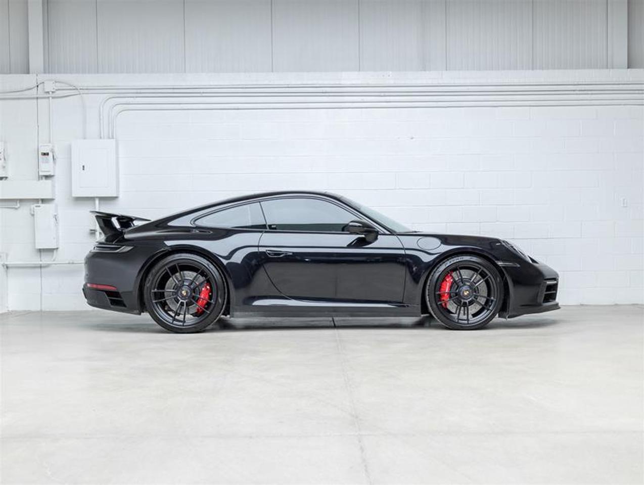2024 Porsche 911  Photo
