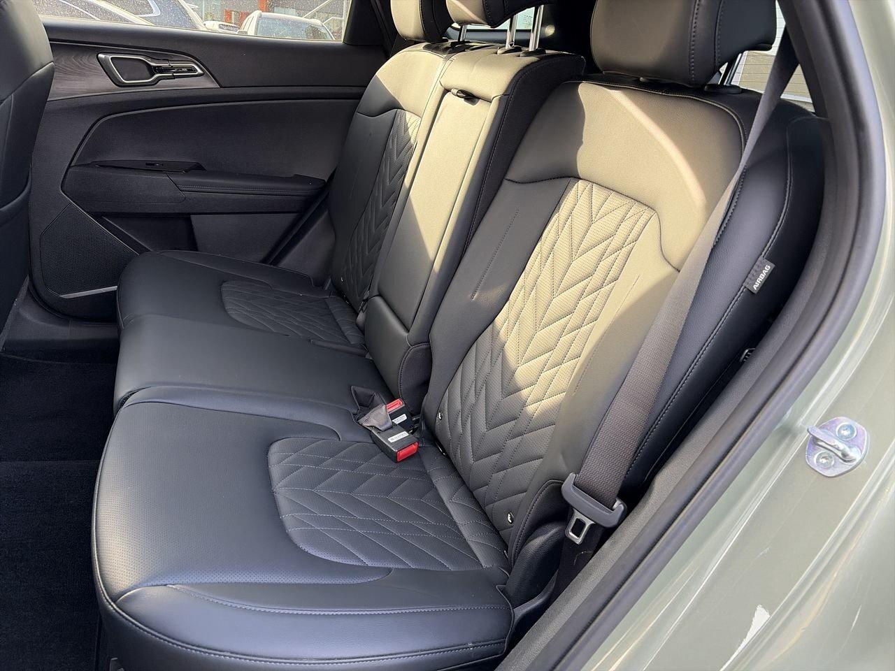 2024 Kia Sportage X-Line AWD Lthr Seats   Wireless Charger   Parking Photo