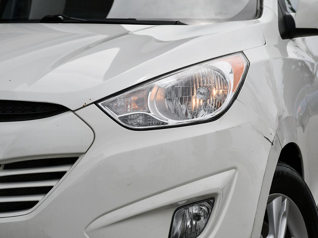 2011 Hyundai Tucson AWD   GLS   1 OWNER   CLEAN CARFAX   SOLD ASIS Photo3