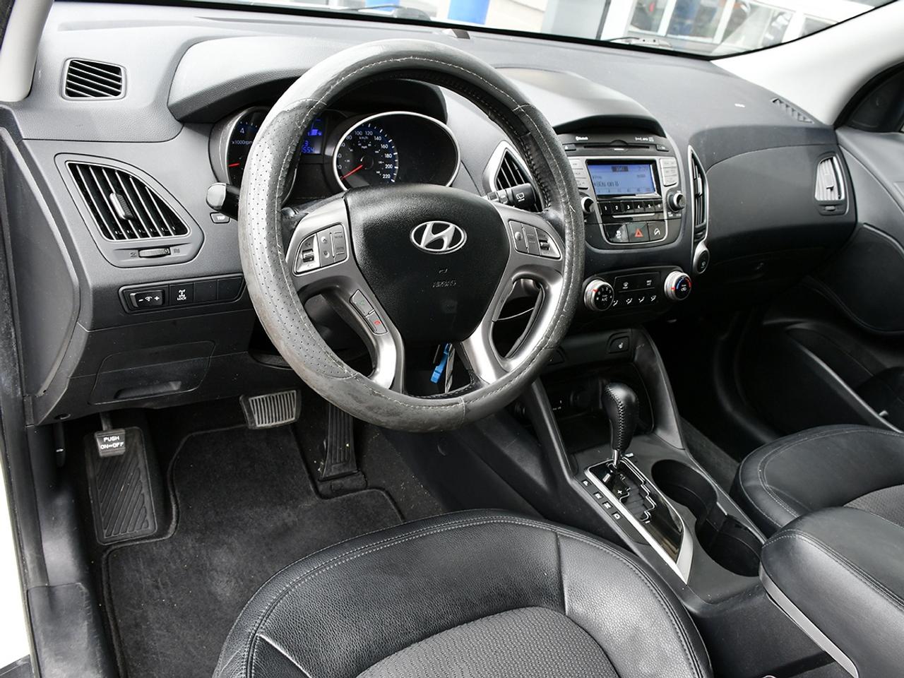 2011 Hyundai Tucson AWD   GLS   1 OWNER   CLEAN CARFAX   SOLD ASIS Photo
