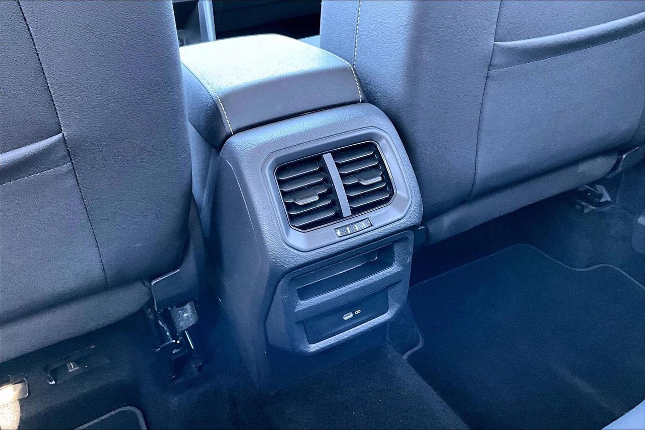2024 Volkswagen Taos COMFORTLINE 4MOTION   GREAT ON GAS   NO ACCIDENTS Photo