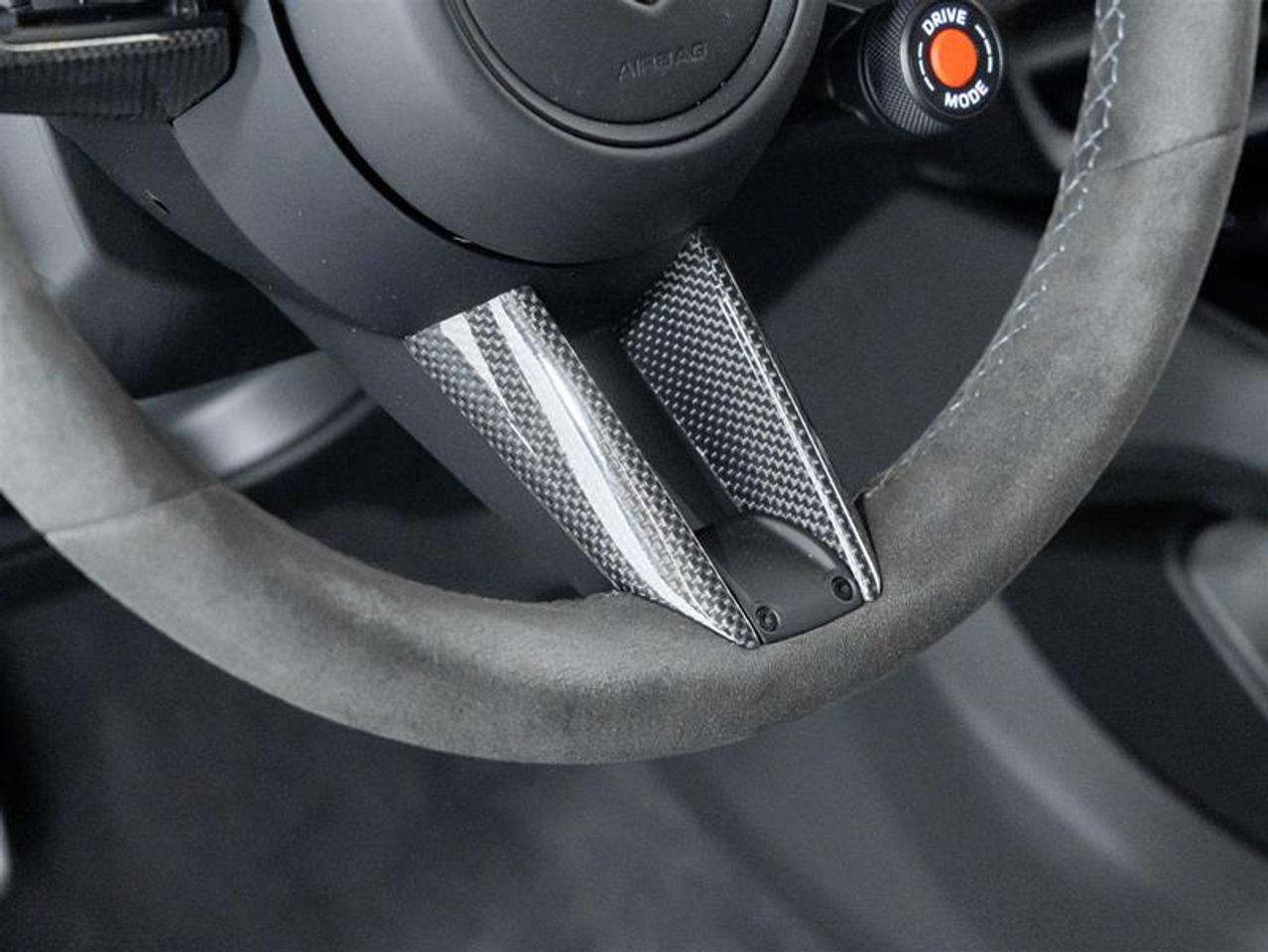 2025 Porsche Cayenne  Photo