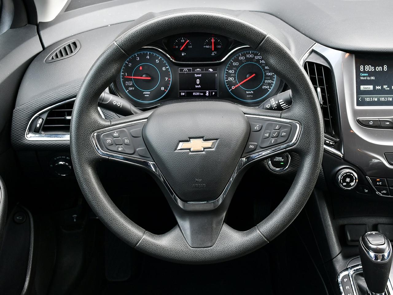2018 Chevrolet Cruze LT   WINTER TIRES   25 SERVICE RECORDS   CERTIFIED Photo