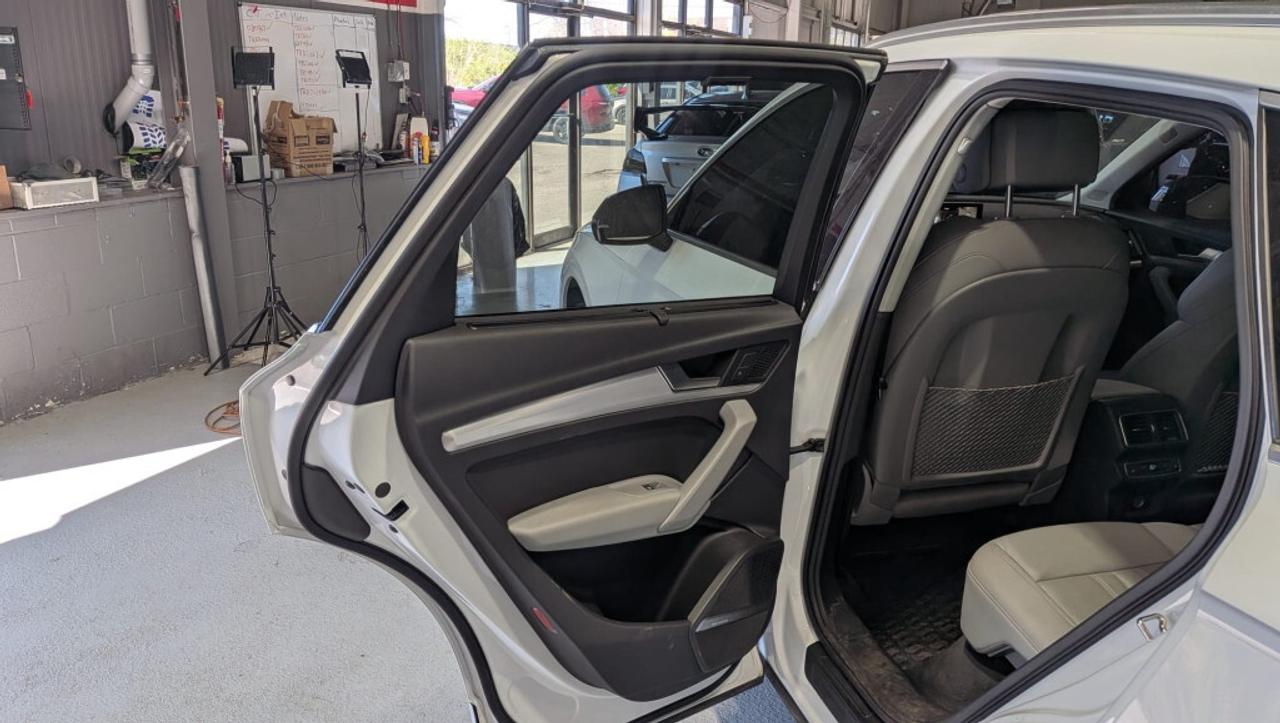 2019 Audi Q5 Technik quattro   Pano Roof   Virtual Cockpit   36 Photo