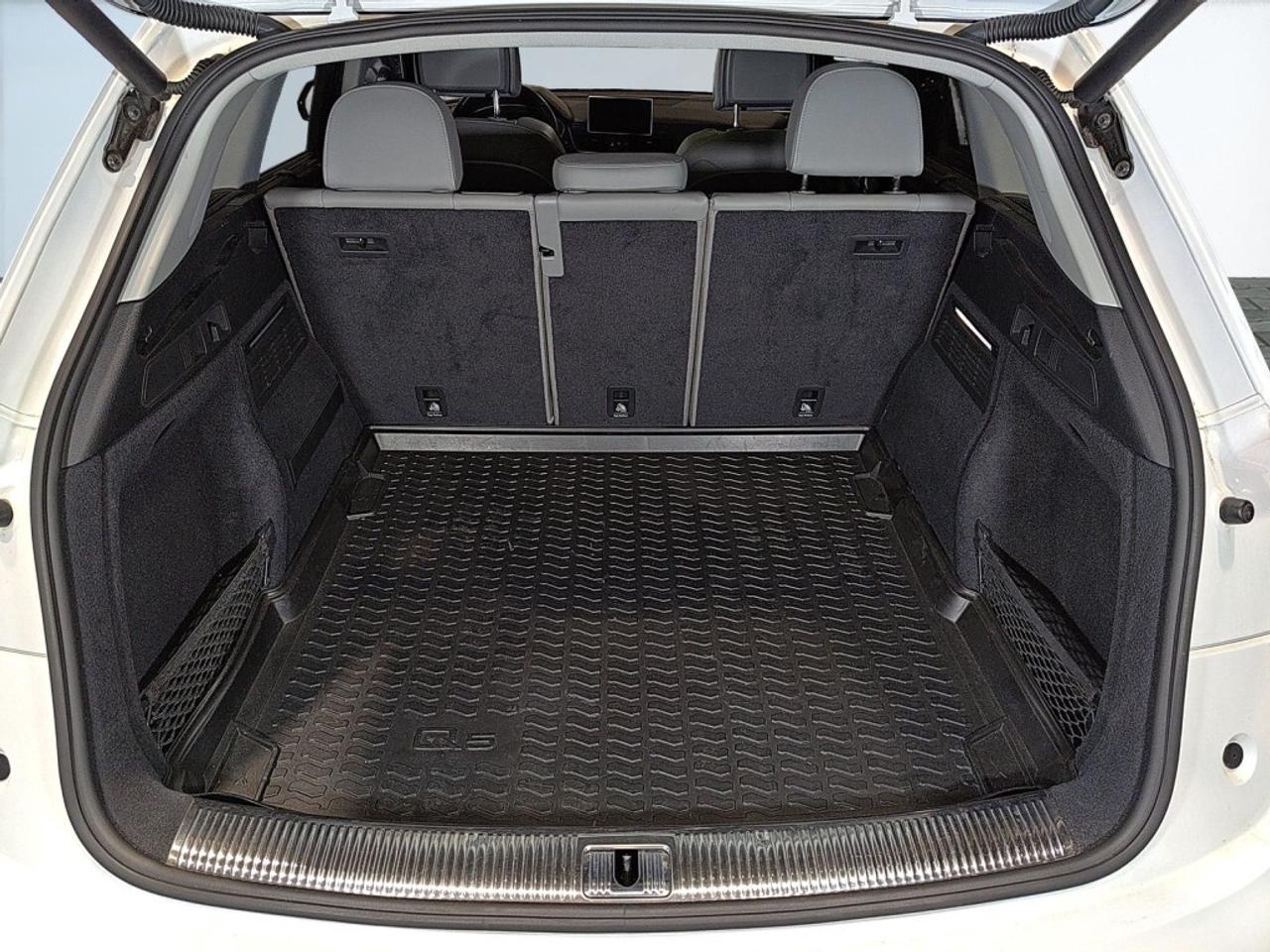 2019 Audi Q5 Technik quattro   Pano Roof   Virtual Cockpit   36 Photo