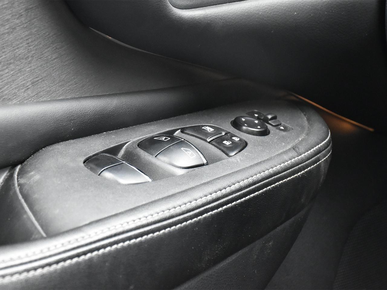 2021 Nissan Murano AWD Midnight Edition  -  Heated Seats Photo