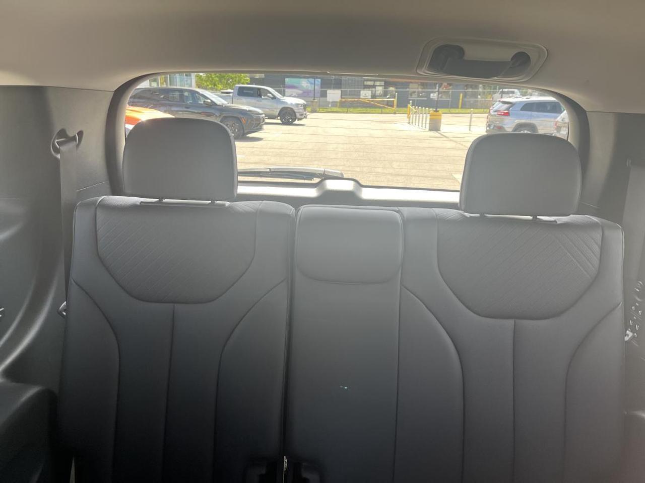 2025 Hyundai PALISADE Urban 7-Passenger AWD Photo